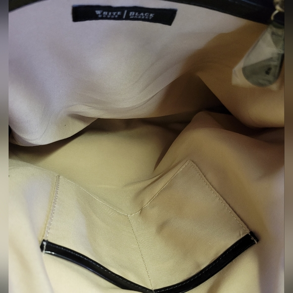 White House Black Market Carry All Tote - Picture 7 of 8